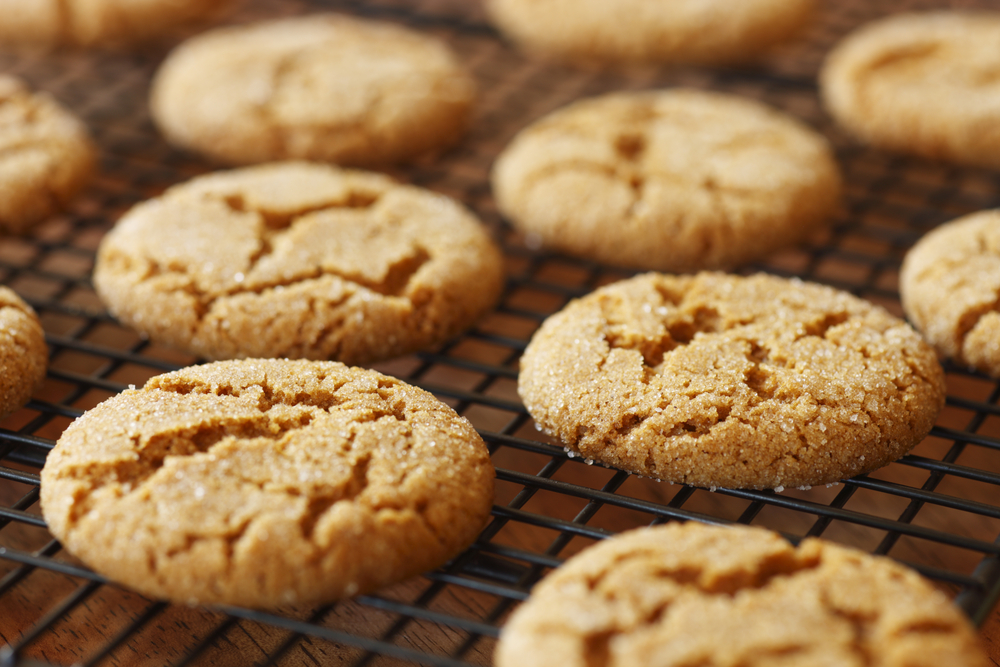 freshly baked ginger snaps